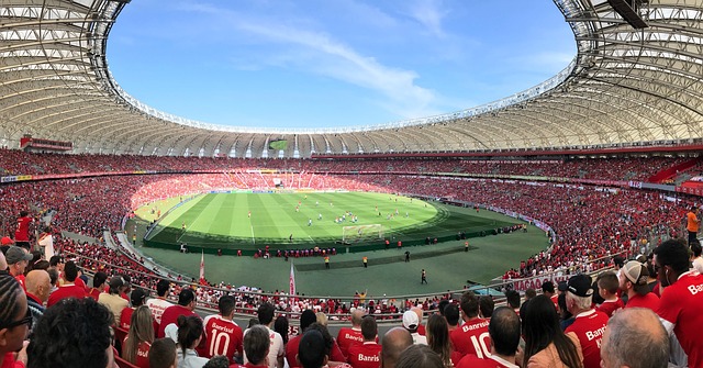 与足协和地