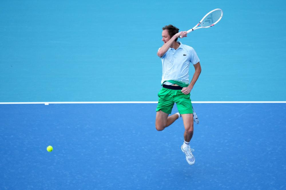 员之间的默 员之间的默